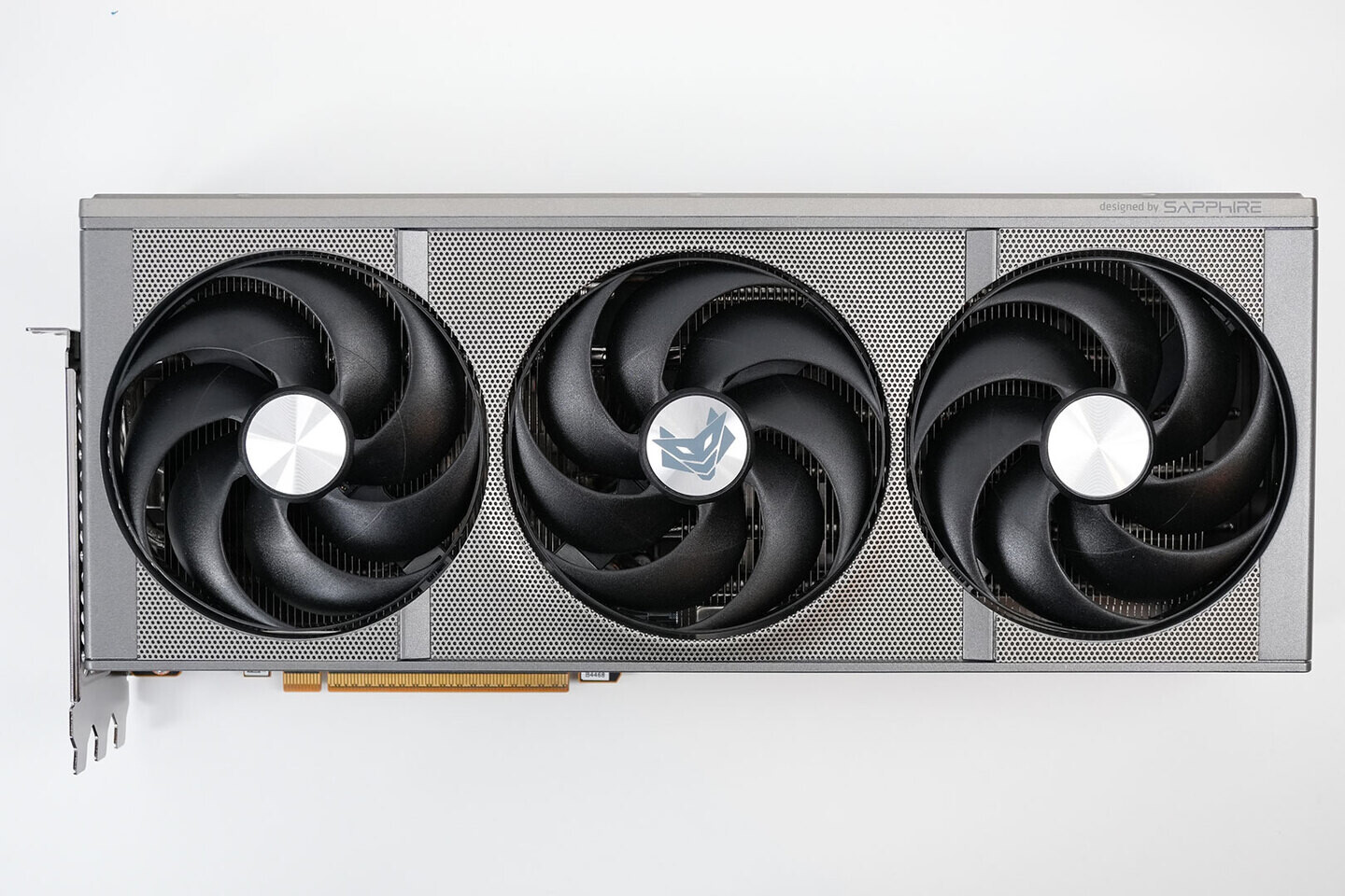 AMD Radeon GPU 드라이버 업데이트로 인해 여러 사용자의 제로 RPM 모드가 중단됨